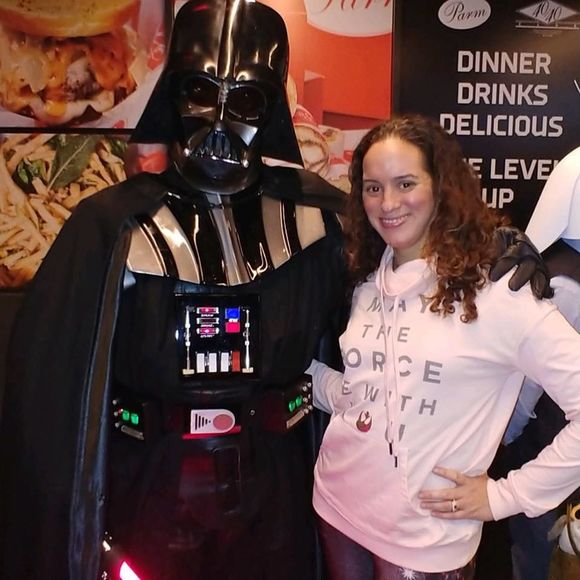 Meet your Posher, Allison - Picture 1 of 1